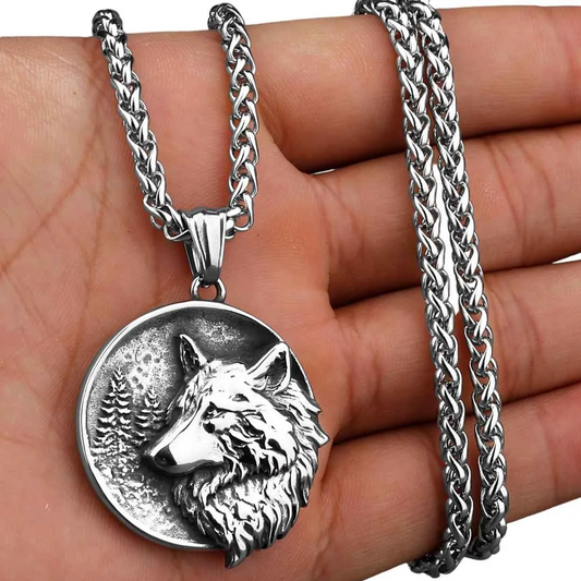 Viking Retro & Daring Double - Sided Wolf Head Titanium Steel Pendant