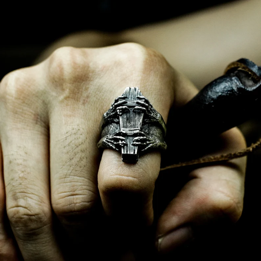 Stainless Steel Handmade Coffin-Shaped Skull Rings