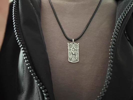 Starforged Warhammer 40K - Inspired Emperor's Sigil Pure Silver Pendant - Trendy Accessory