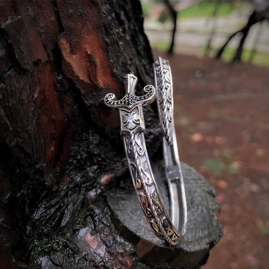 Vintage and Unique Sword - shaped Cuff Bracele